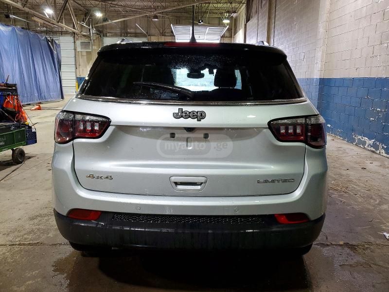 Jeep Limited — миниатюра 12