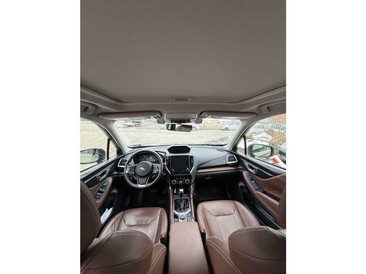 Subaru Touring 4dr All-Wheel Drive CV — миниатюра 4