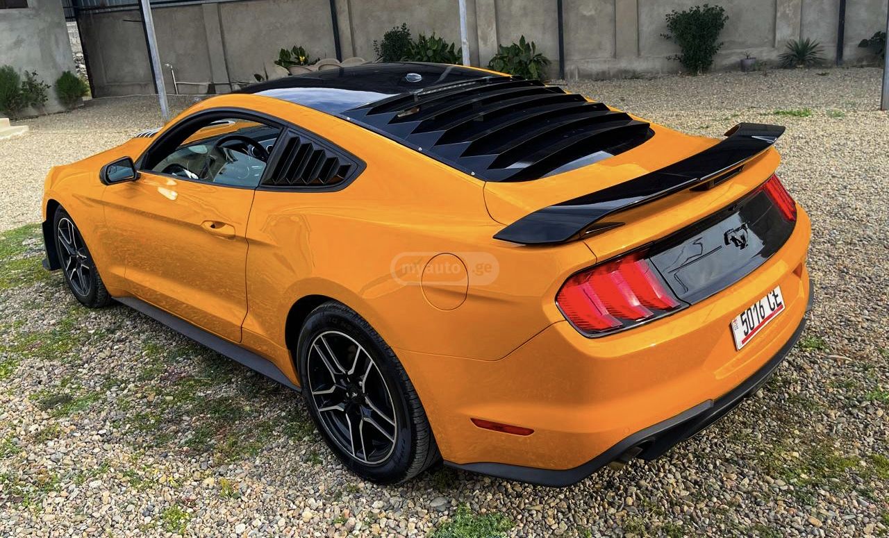 Ford Mustang - фото 9