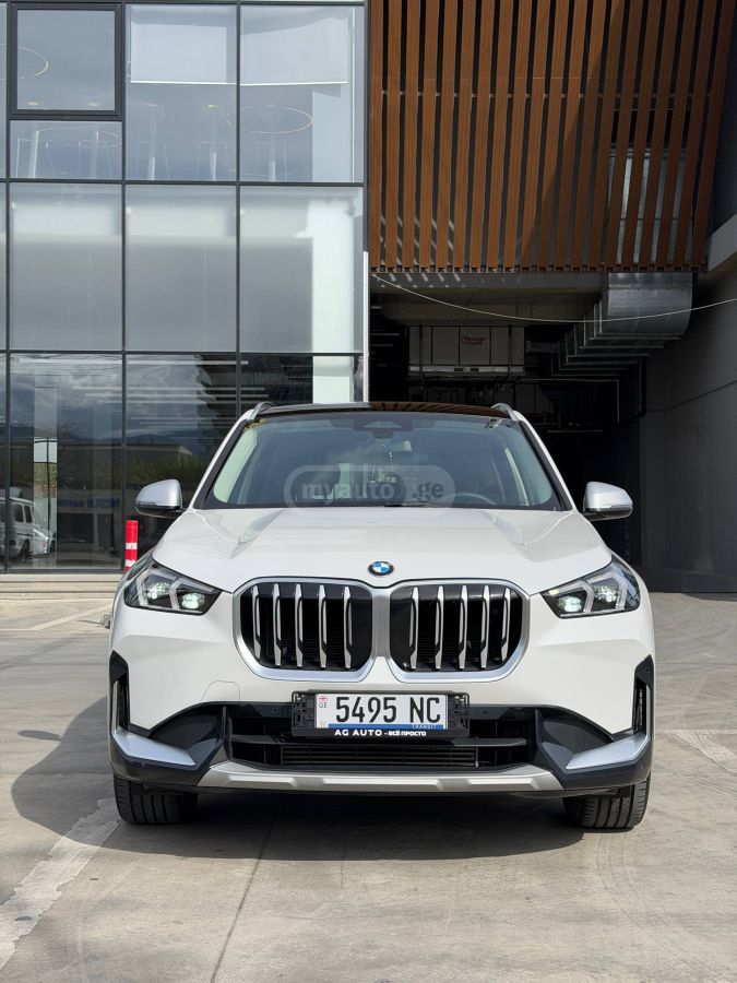 BMW X1 - фото 3