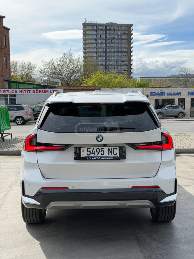 BMW X1 - фото 4
