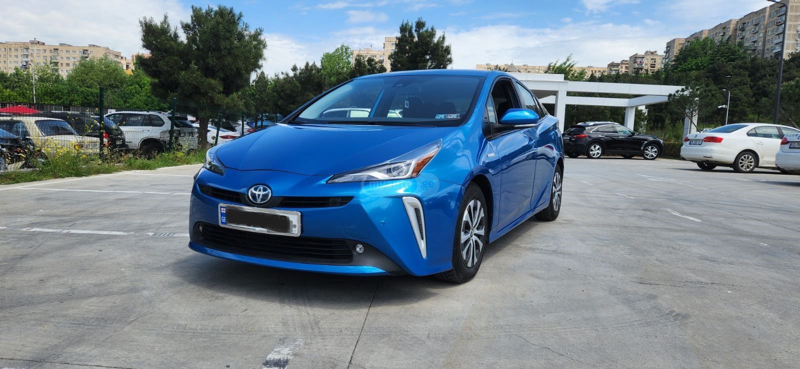 Toyota Prius - фото 1
