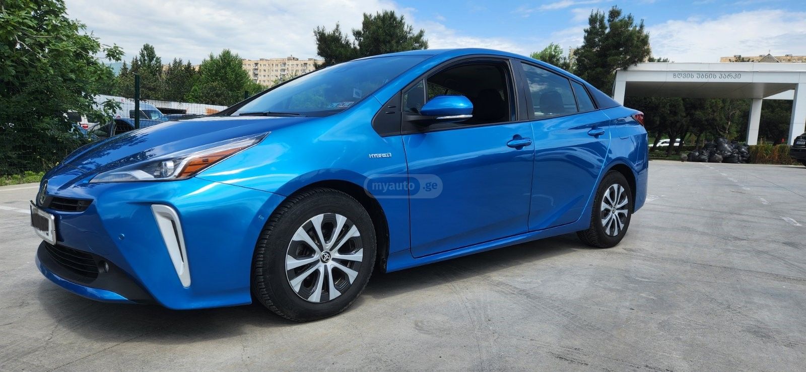 Toyota Prius - фото 2