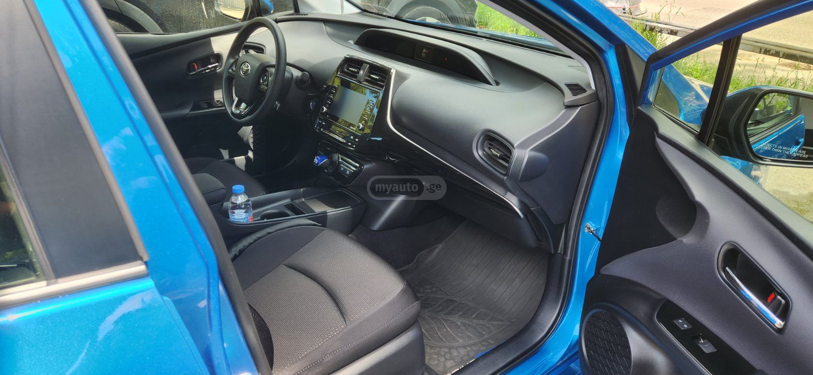 Toyota Prius - фото 9