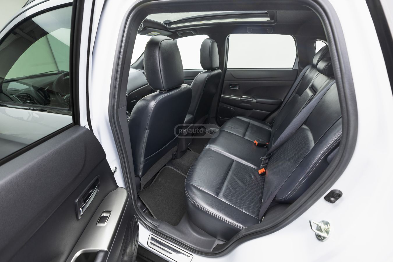 Mitsubishi RVR 2023 — миниатюра 8