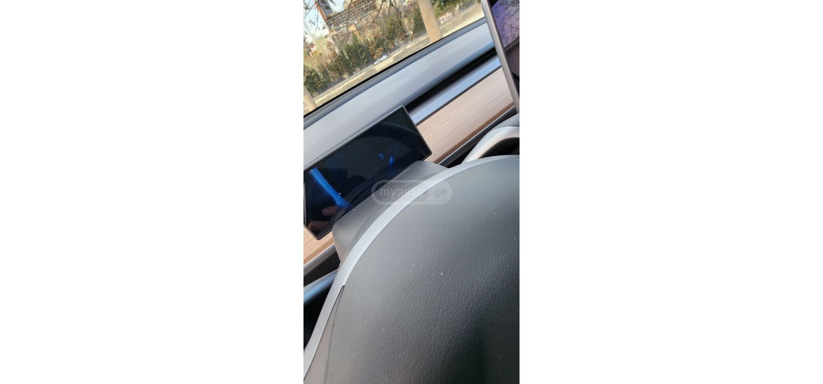 Tesla Model Y - фото 10