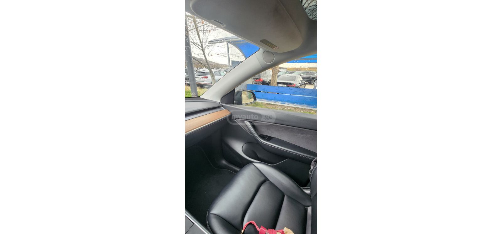 Tesla Model Y - фото 13