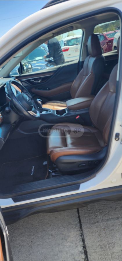 Subaru Outback - фото 11