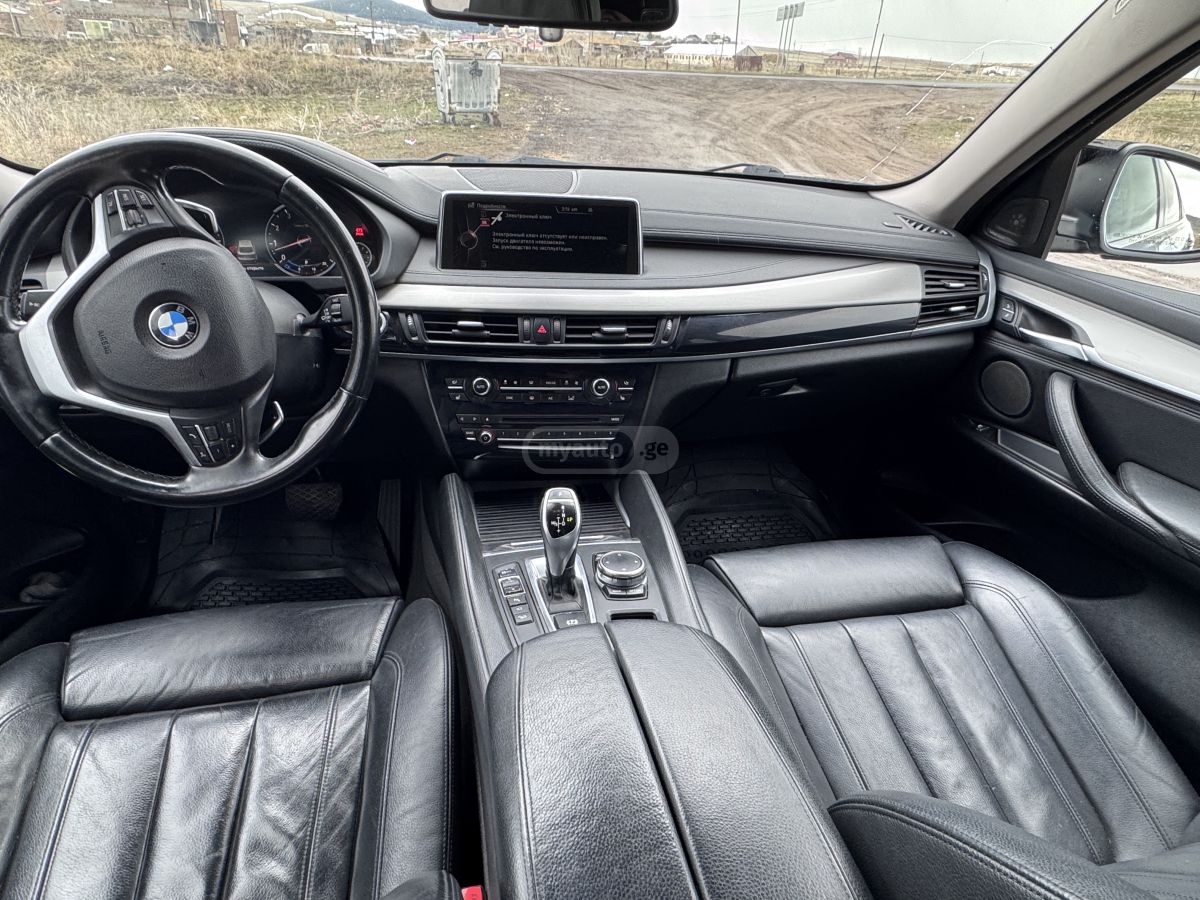 BMW X6 - фото 11