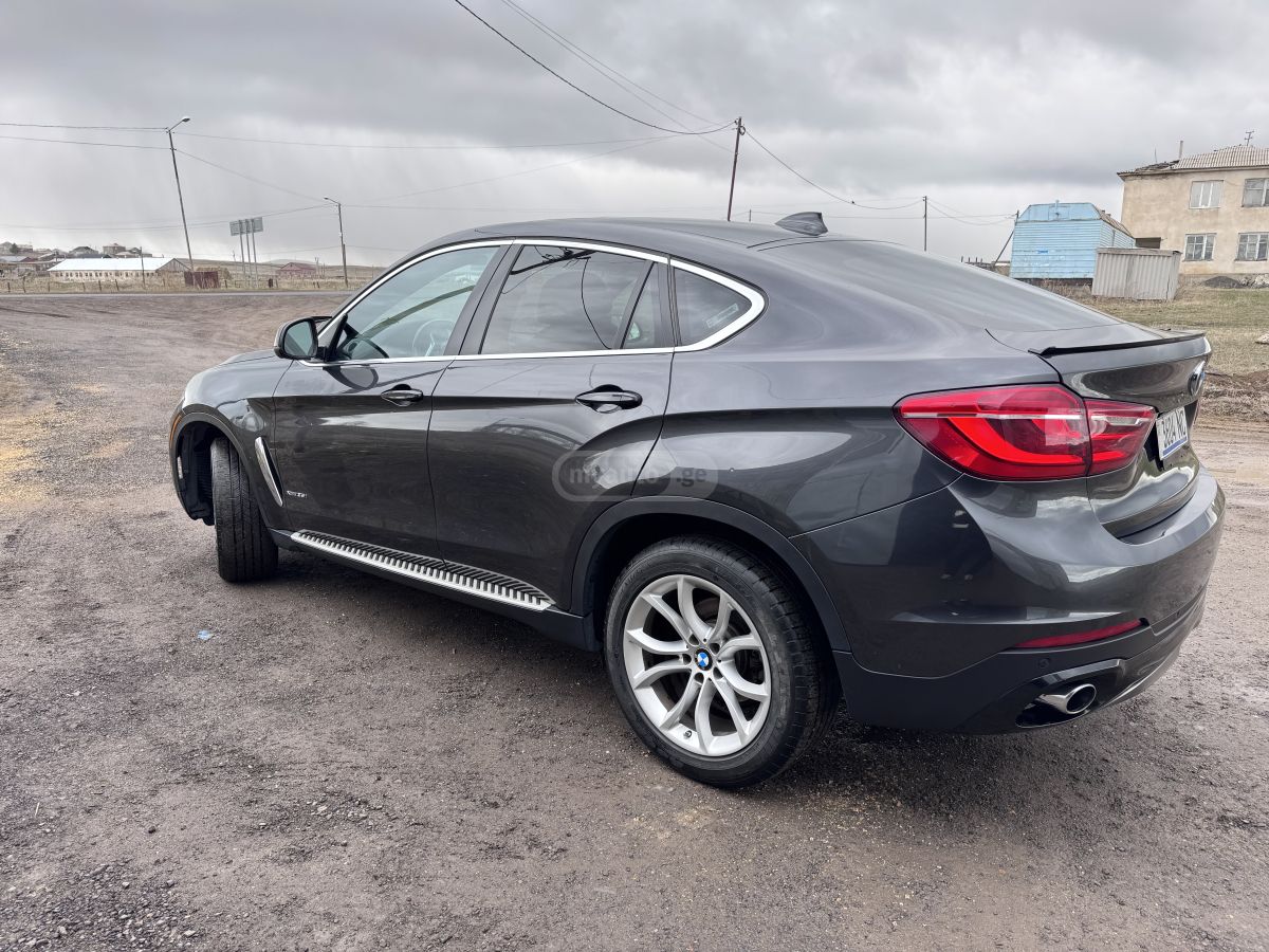 BMW X6 - фото 2