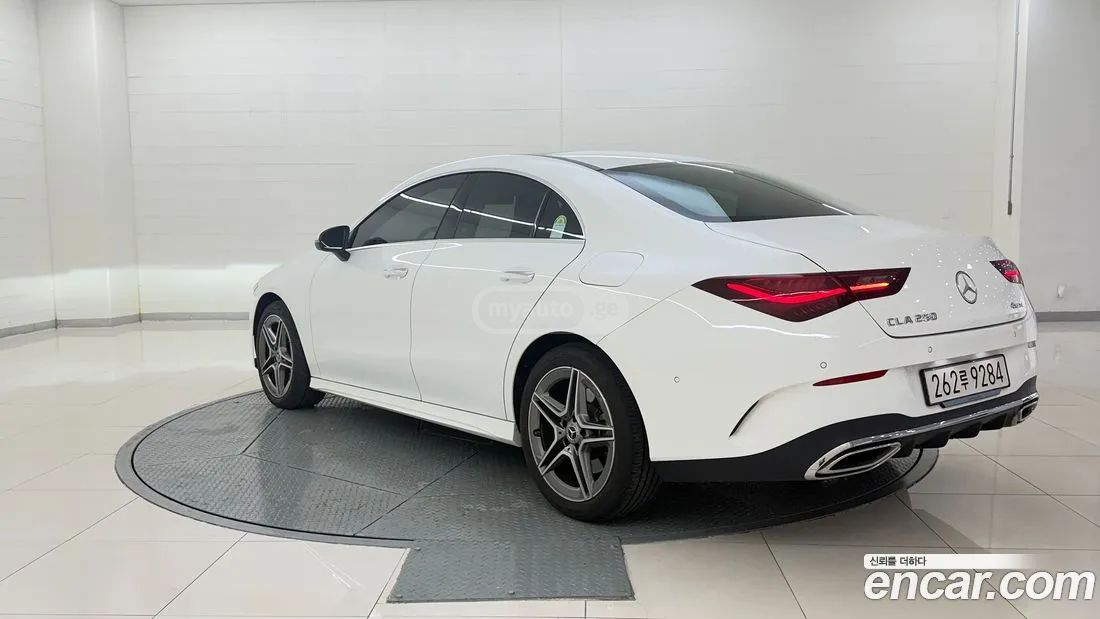 Mercedes-Benz CLA 35 AMG 2025 — миниатюра 3
