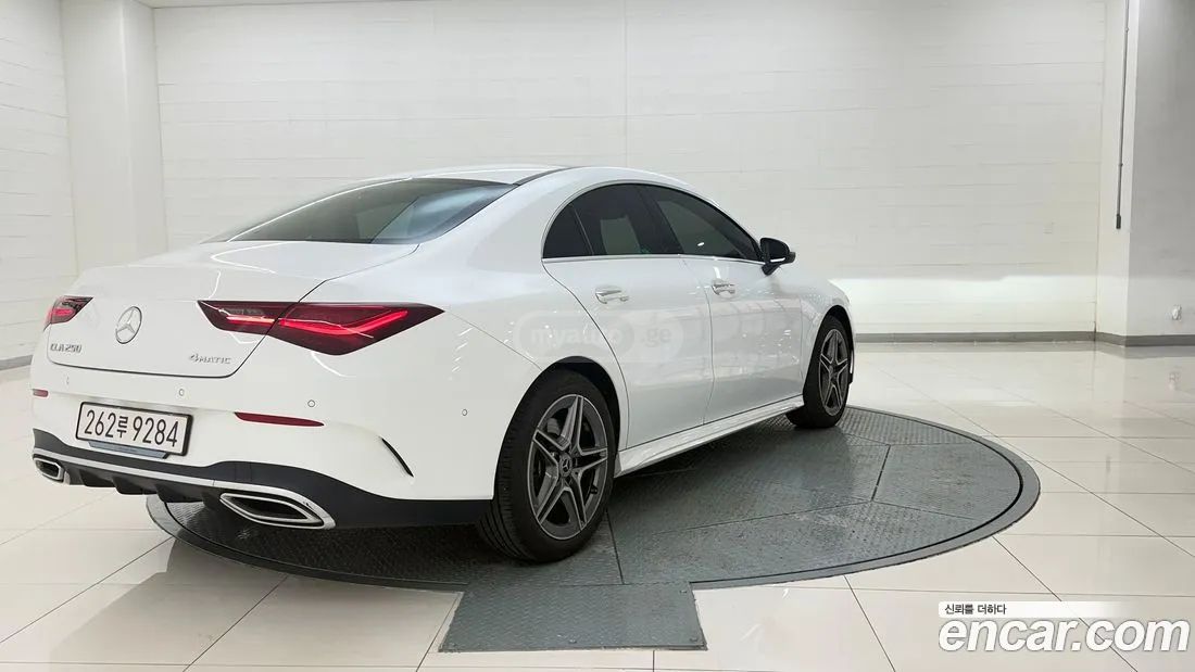 Mercedes-Benz CLA 35 AMG 2025 — миниатюра 5