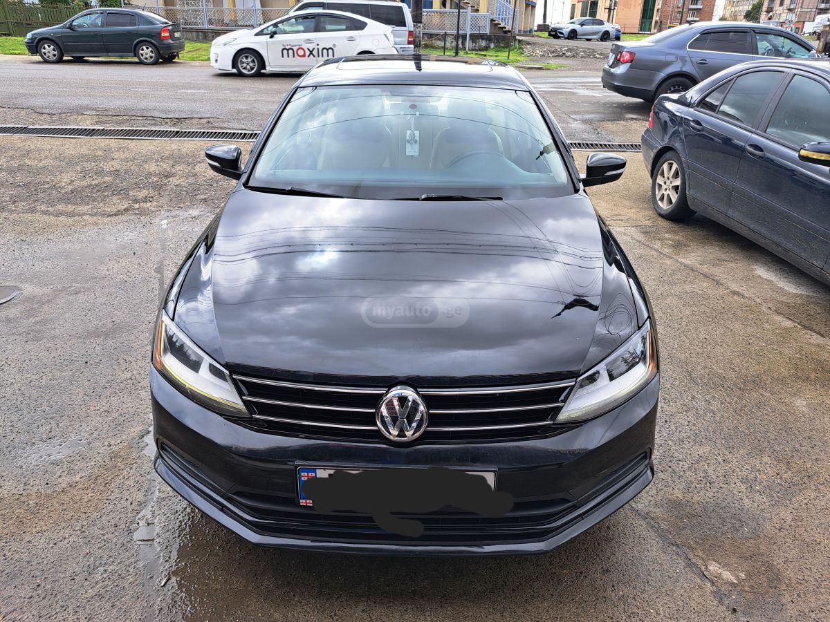 Volkswagen Jetta - фото 2