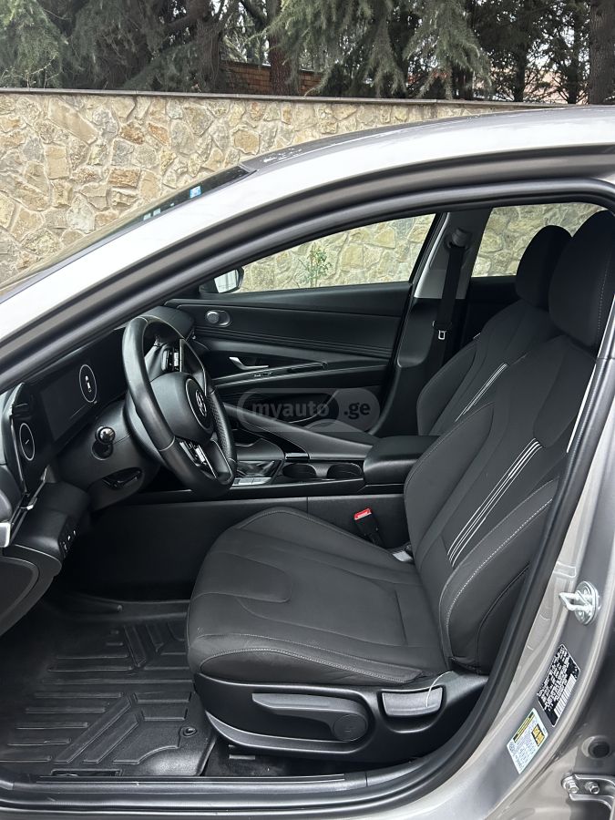 Hyundai SEL 4dr Sedan — миниатюра 4