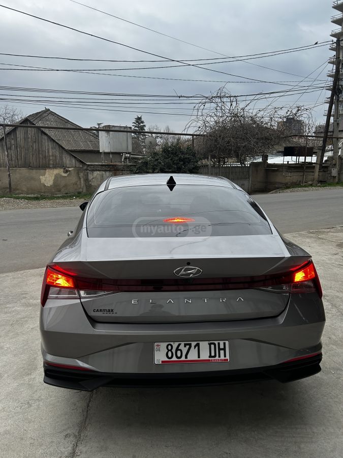 Hyundai SEL 4dr Sedan — миниатюра 8