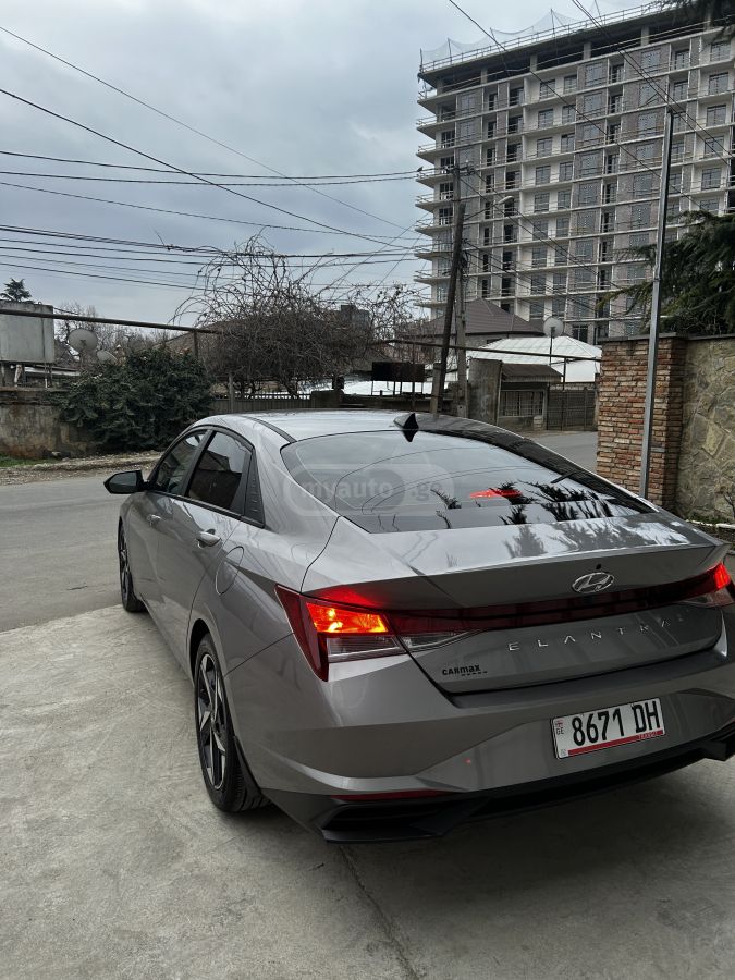 Hyundai SEL 4dr Sedan — миниатюра 9