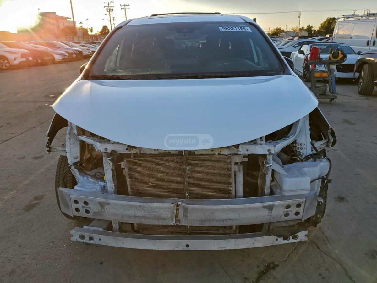 Toyota XSE — миниатюра 5