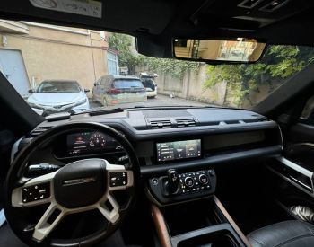 Land RoverDefender 1102020