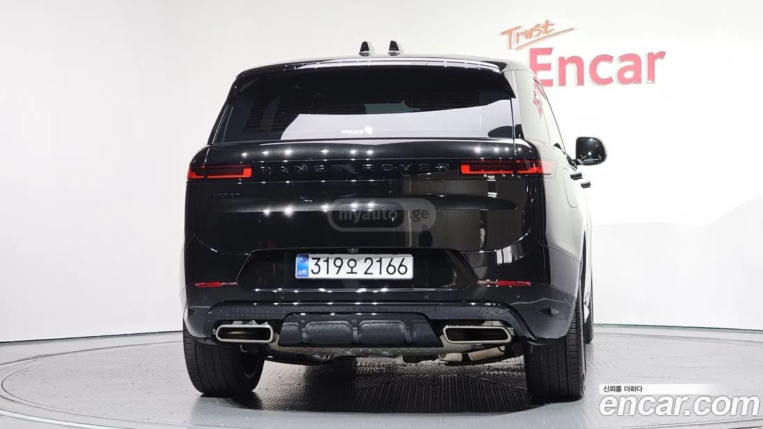 Land Rover Range Rover Sport 2025 — миниатюра 4