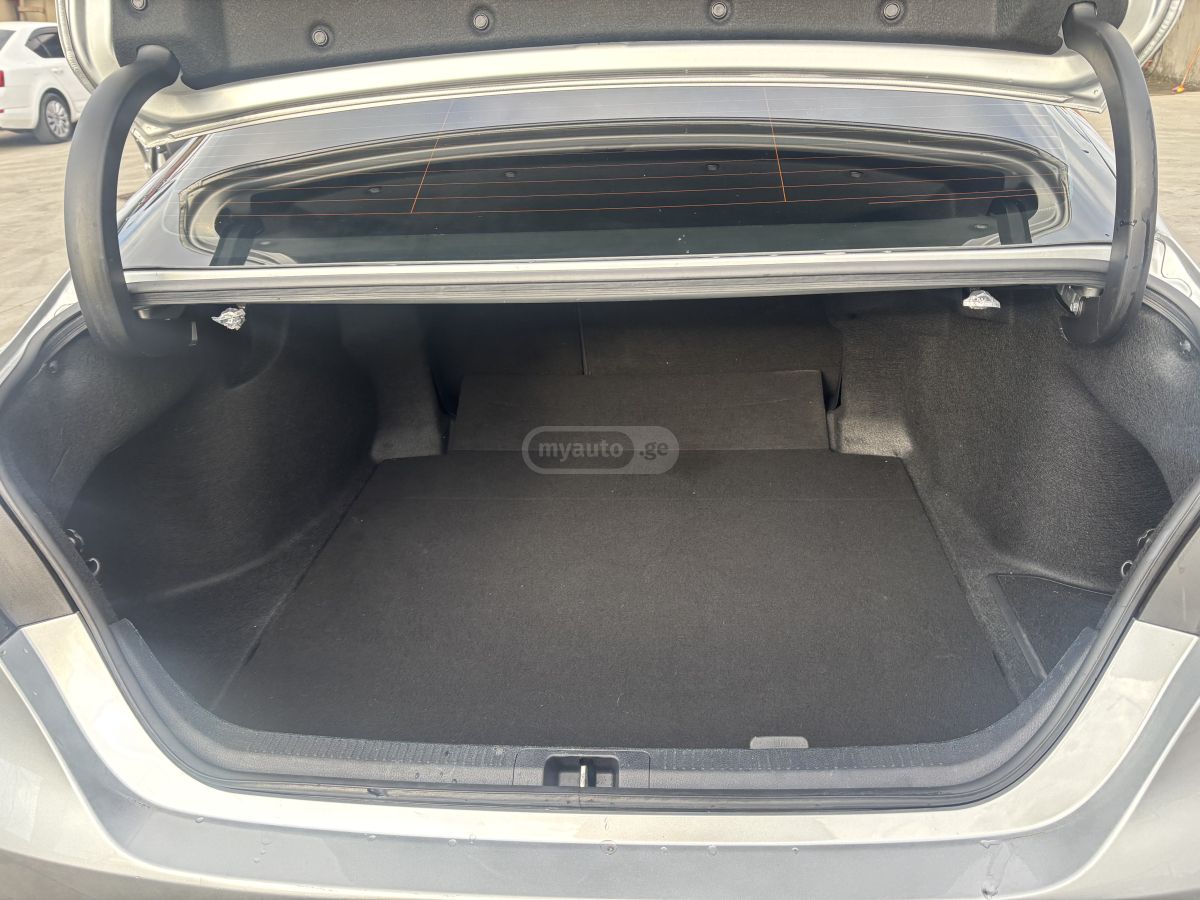 Toyota Camry - фото 10