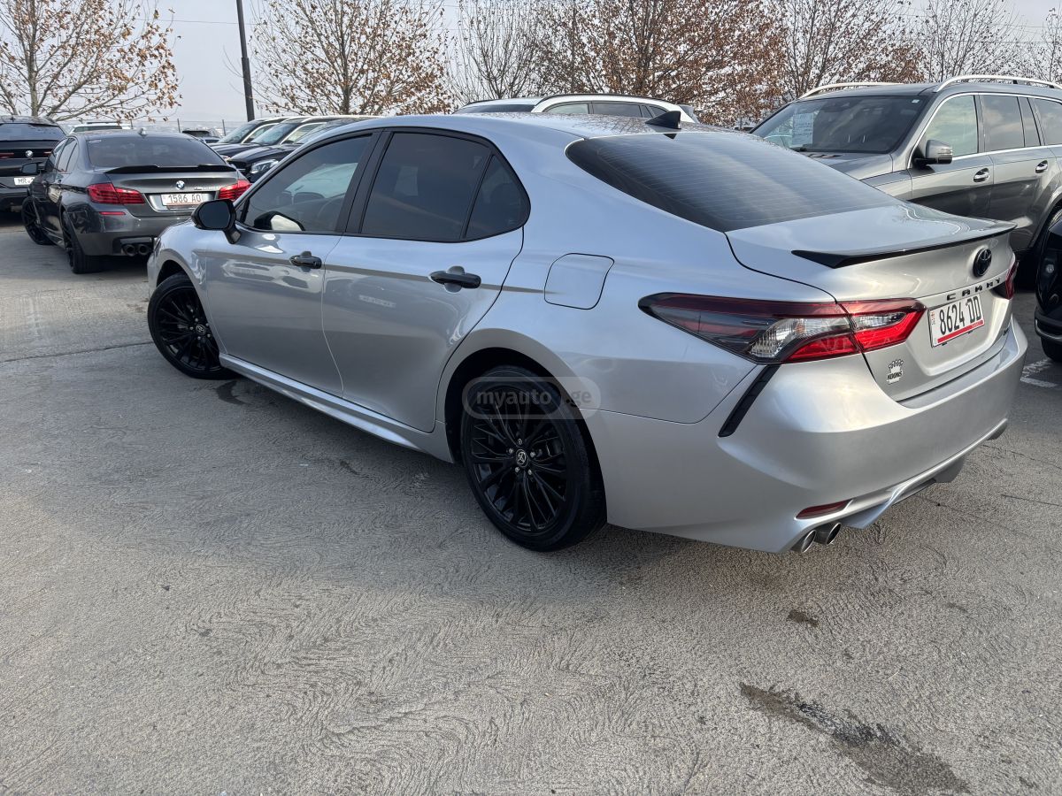 Toyota Camry - фото 11