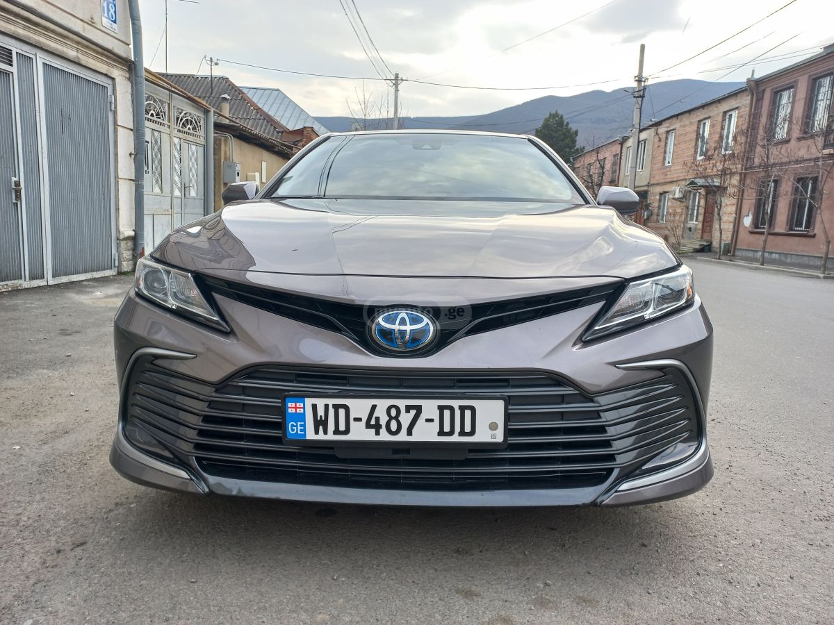 Toyota Camry - фото 4