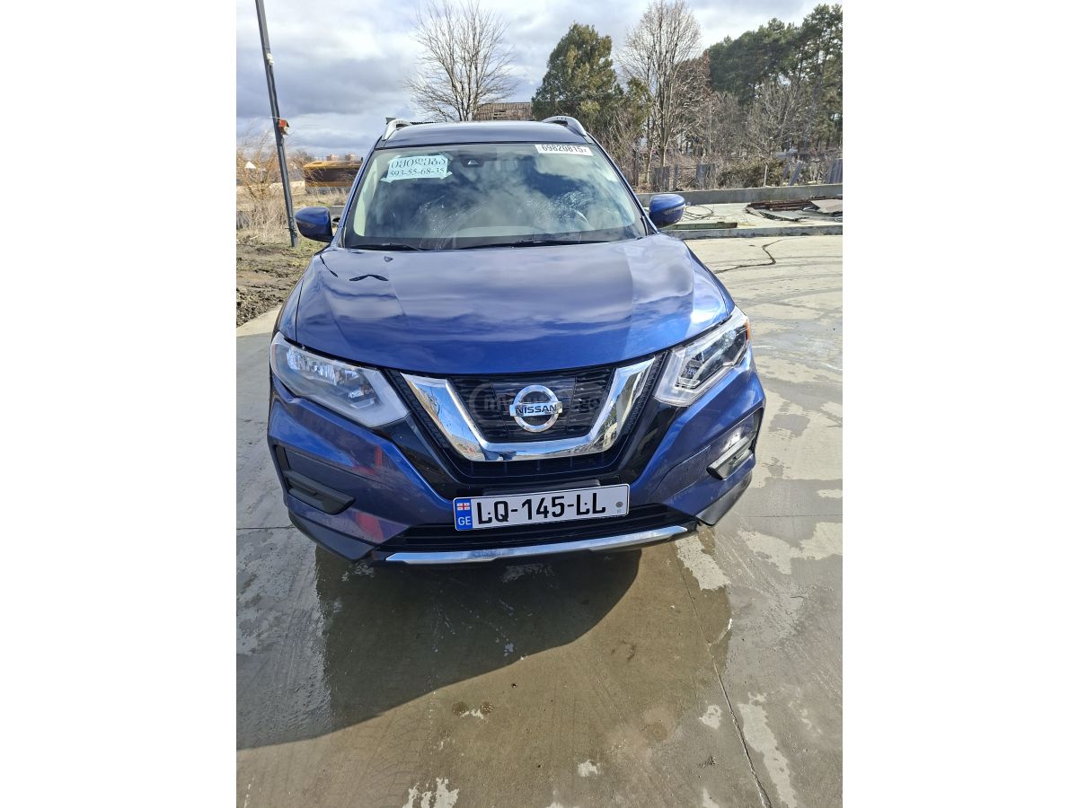 Nissan Rogue - фото 1