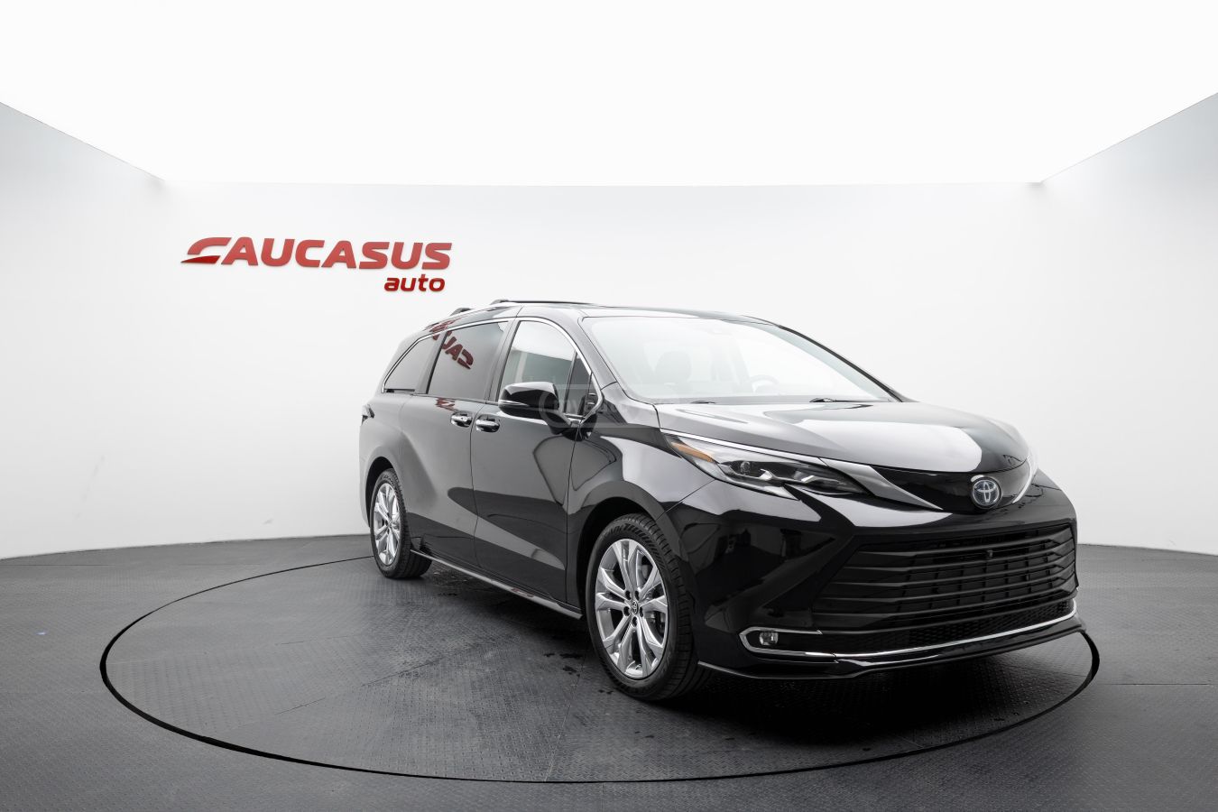 Toyota Toyota Sienna — миниатюра 3