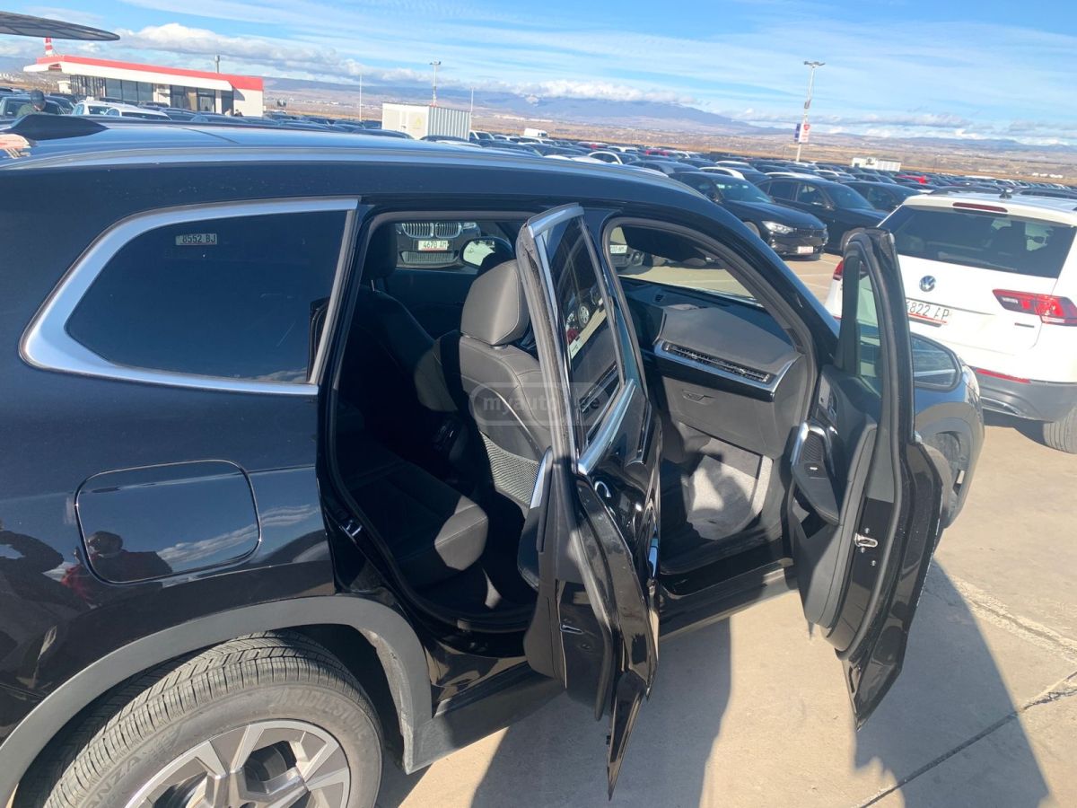 BMW X1 xDrive28i 4dr All-Wheel Drive 2023 — миниатюра 2