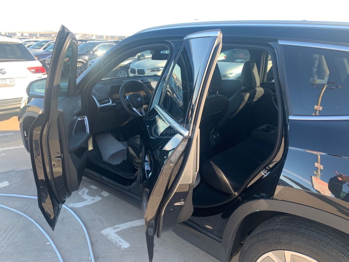 BMW X1 xDrive28i 4dr All-Wheel Drive 2023 — миниатюра 4