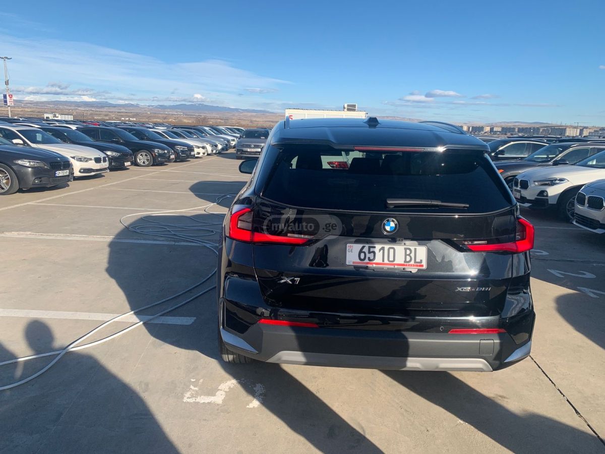 BMW X1 xDrive28i 4dr All-Wheel Drive 2023 — миниатюра 8