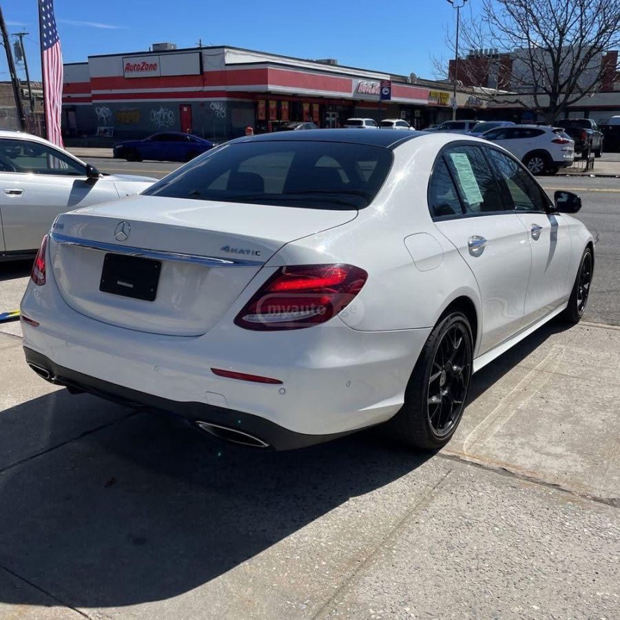 Mercedes-Benz E 350 - фото 4