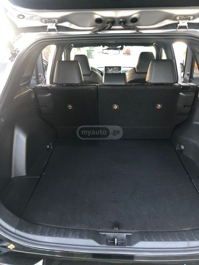 Toyota RAV 4 - фото 14