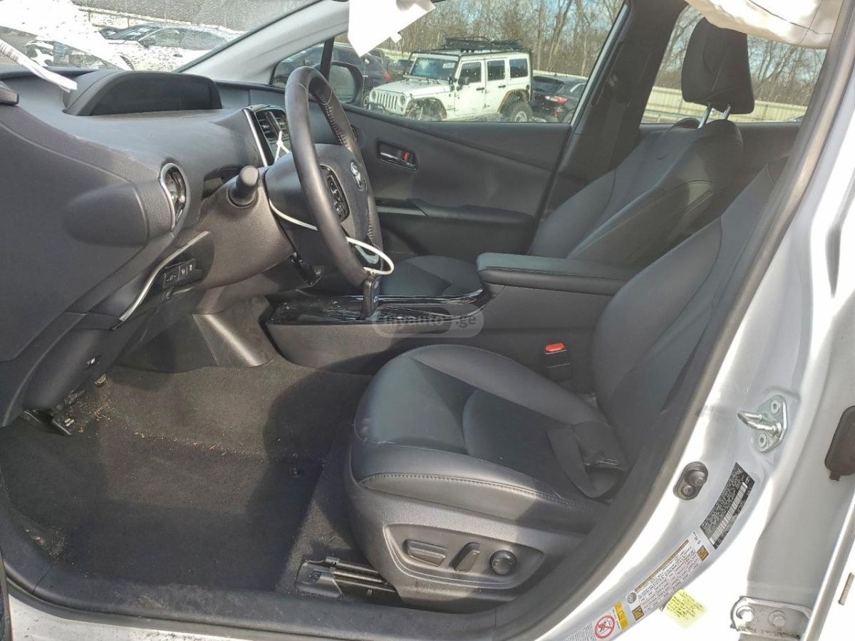 Toyota Prius - фото 7