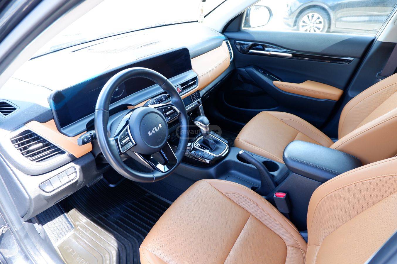 Kia Seltos 2023 — миниатюра 12