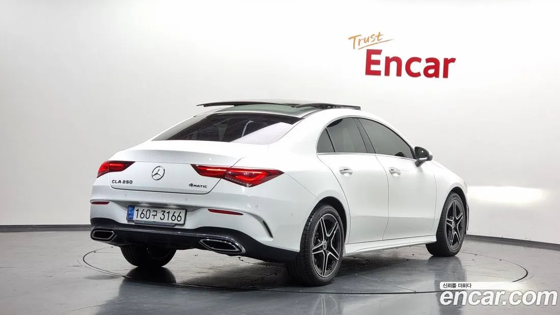 Mercedes-Benz CLA 45 AMG 2021 — миниатюра 2