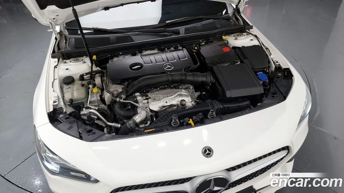 Mercedes-Benz CLA 45 AMG 2021 — миниатюра 6