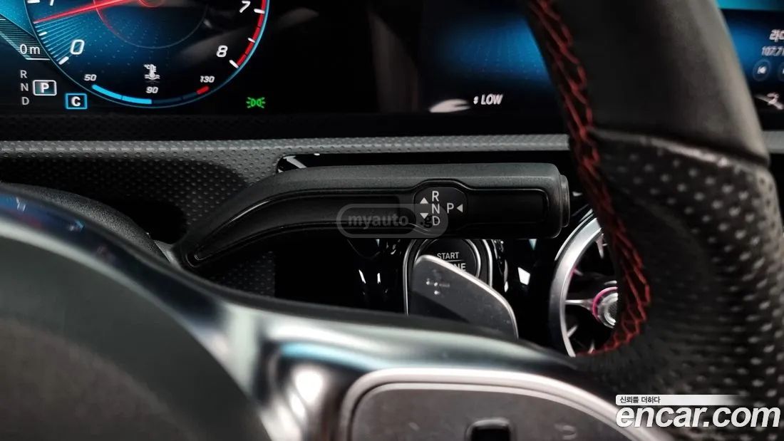 Mercedes-Benz CLA 45 AMG 2021 — миниатюра 9