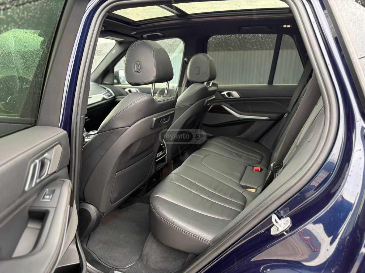 BMW X5 - фото 10