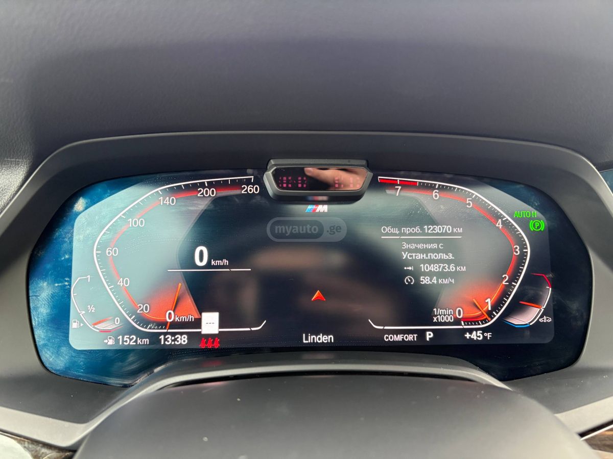 BMW X5 - фото 12