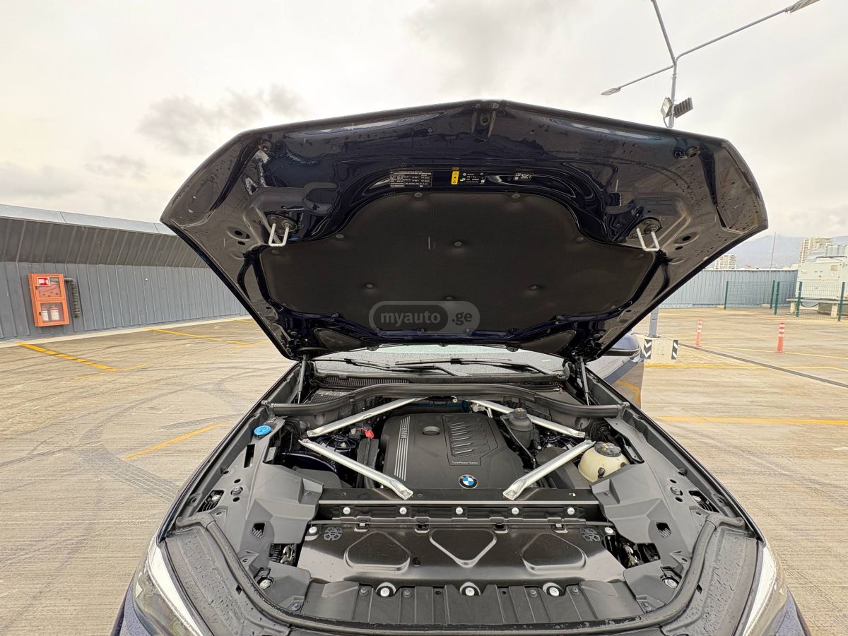 BMW X5 - фото 13