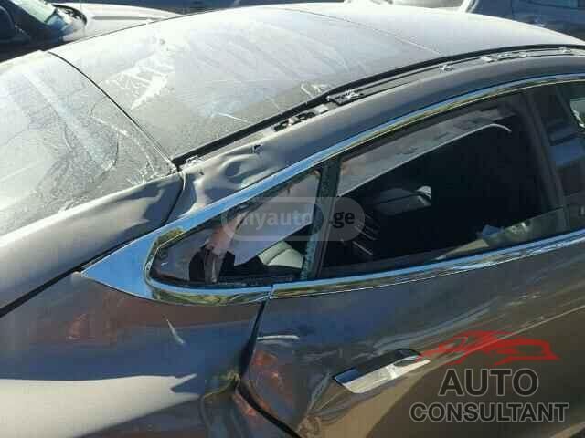 Tesla Model S - фото 10