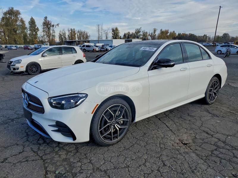 Mercedes-Benz E 350 2023 — миниатюра 1