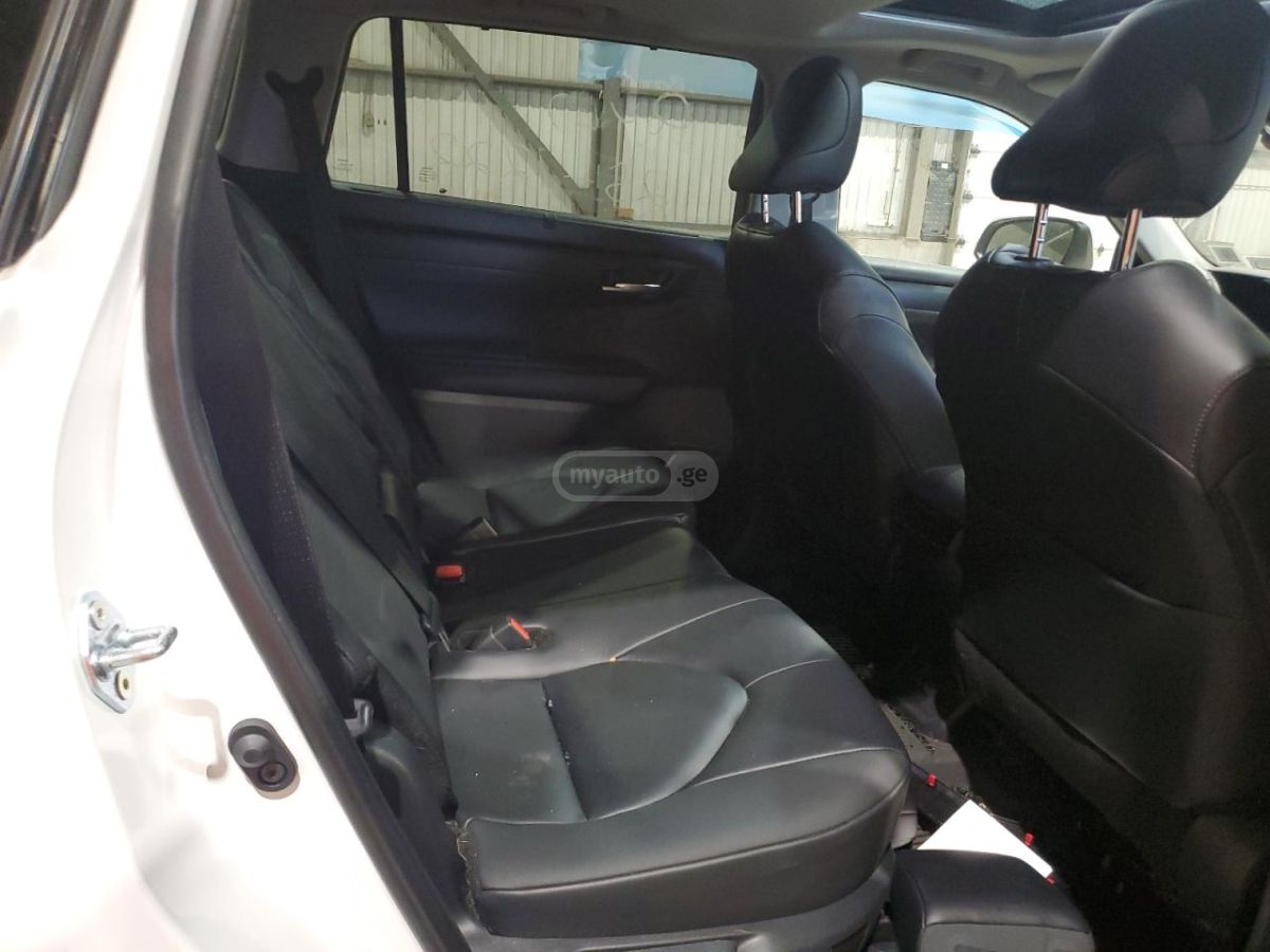 Toyota Highlander 2025 — миниатюра 10