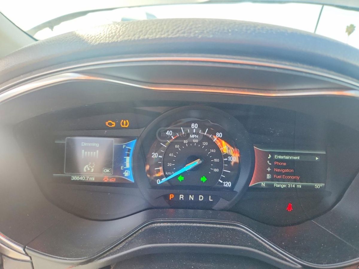 Ford Fusion - фото 9