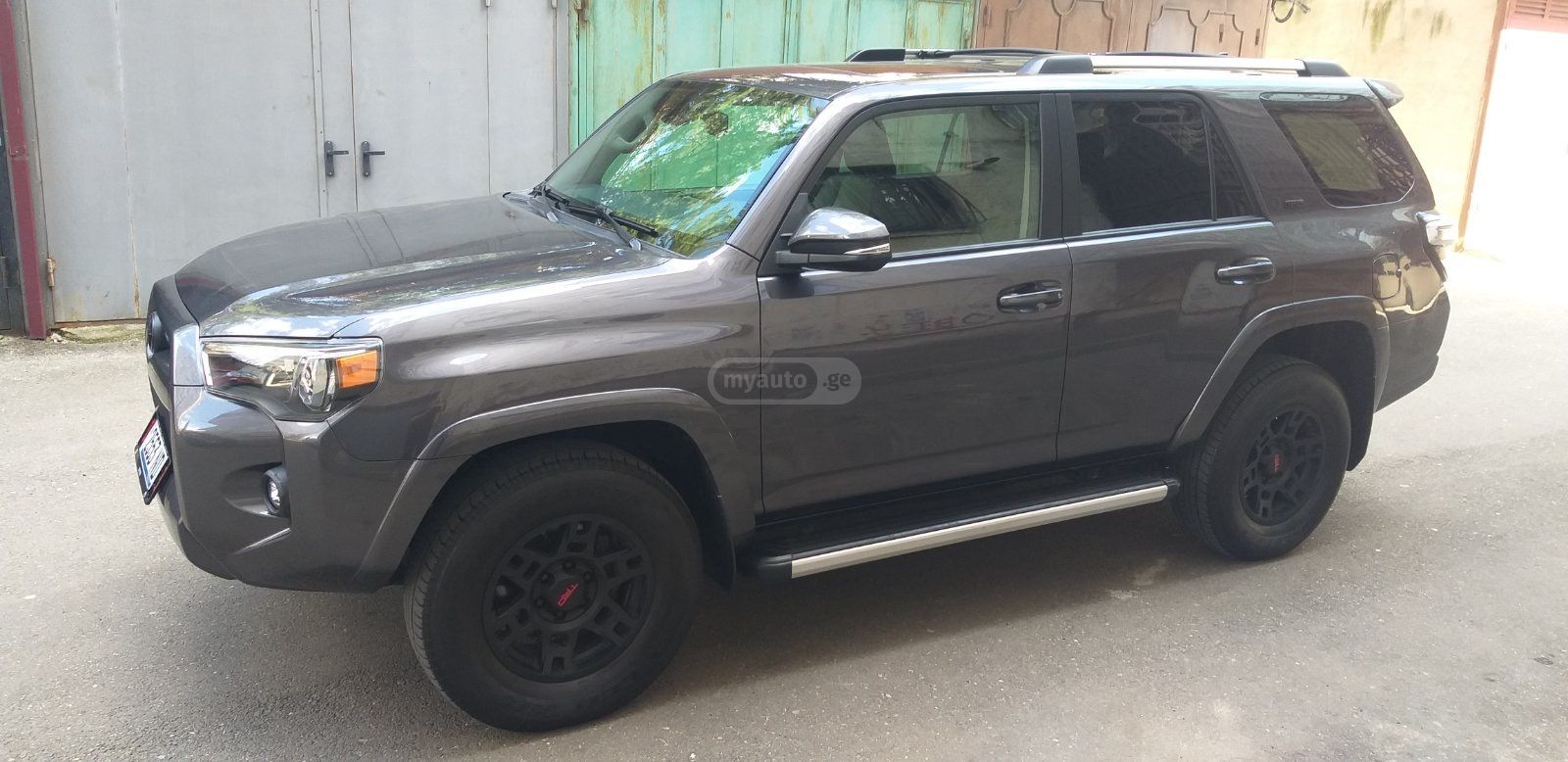 Toyota 4 Runner - фото 11