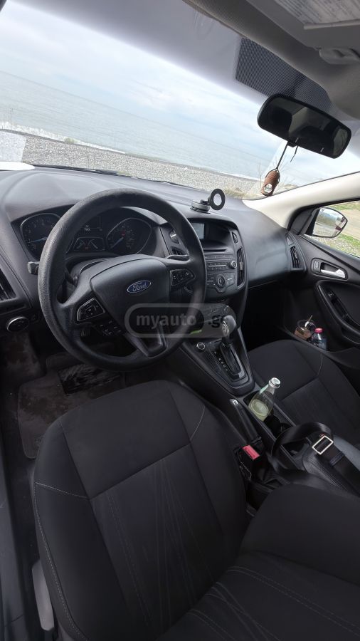 Ford Focus - фото 10