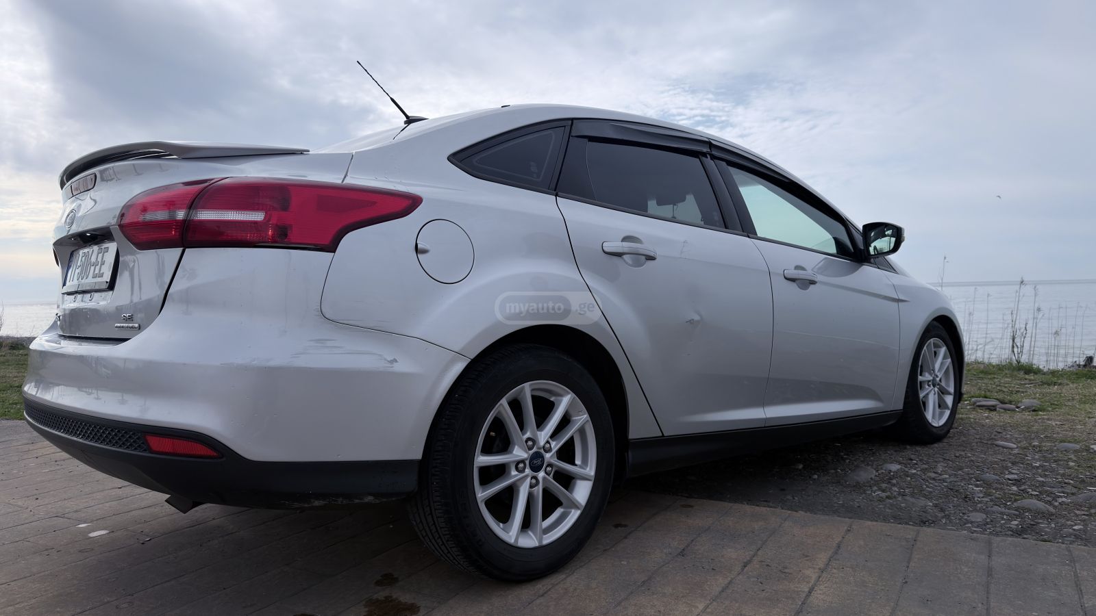 Ford Focus - фото 2