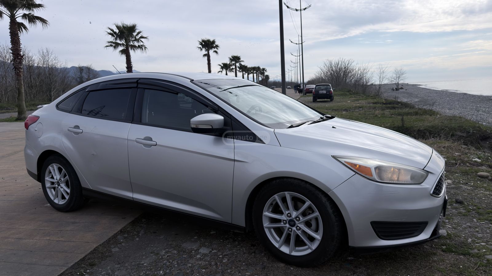 Ford Focus - фото 3