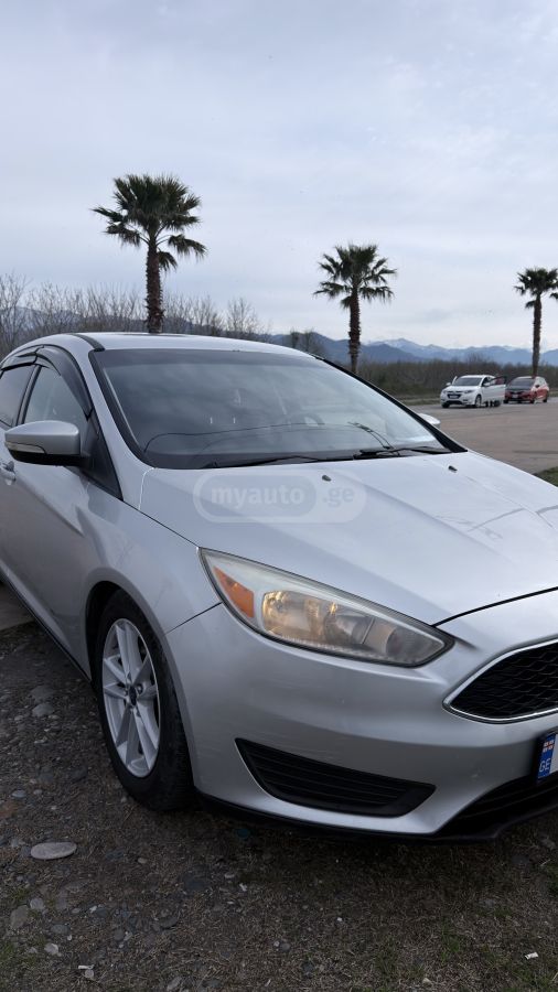 Ford Focus - фото 4